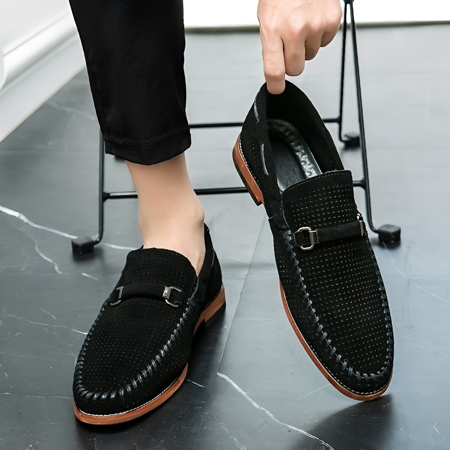 Tristan - Casual, Elegant Suede Slippers for Men