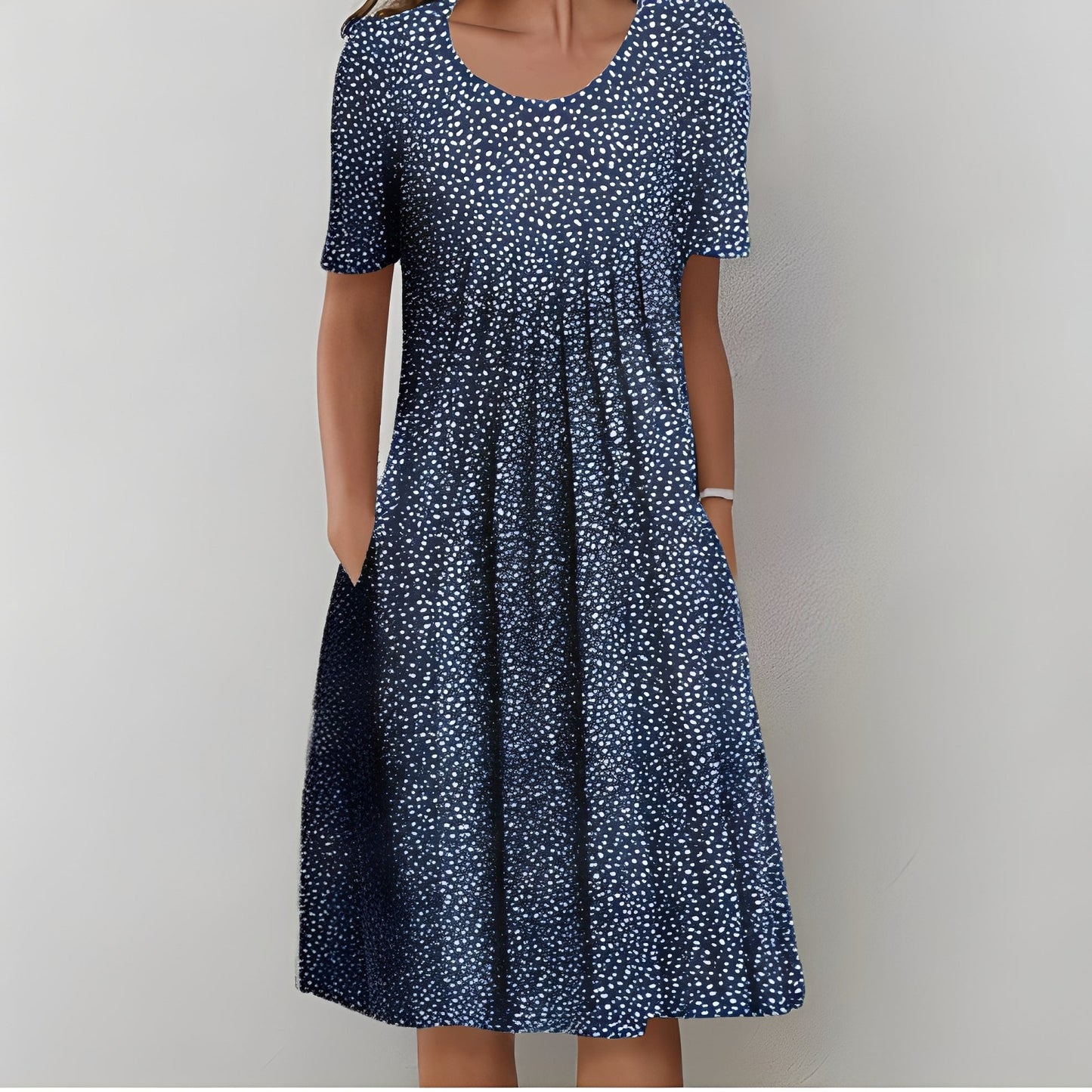 Reyna - Stylish and sophisticated women's dress