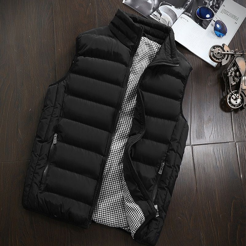 Men's lined and waterproof vest - Functional and stylish at once