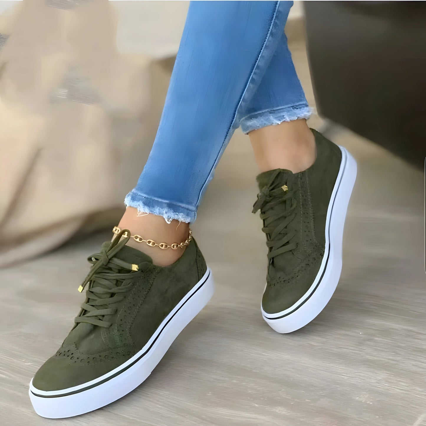 Selina – Stylish Orthopedic Sneaker