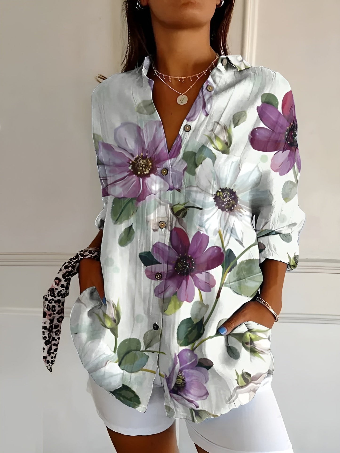 Amara - Lightweight floral-patterned shirt