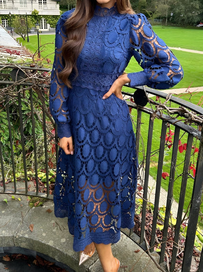 Madeline - Stylish long-sleeve maxi dress for women