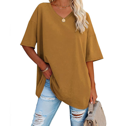 Caroline - Casual, loose-fitting V-neck shirt for women