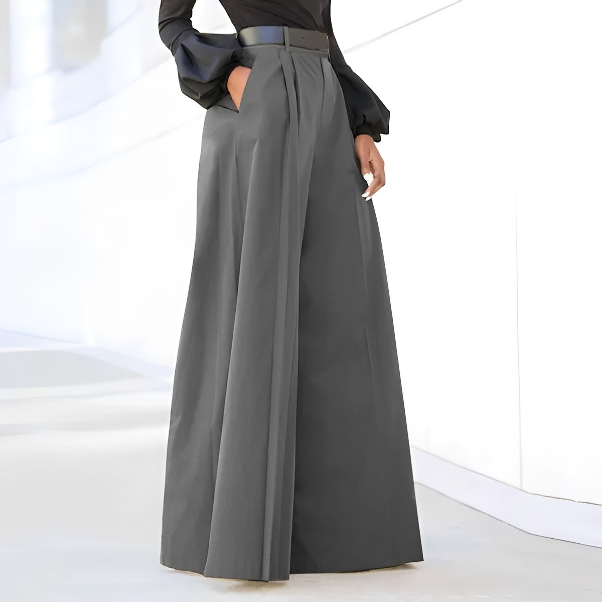 Ashley - Stylish, wide-leg flared pants for women