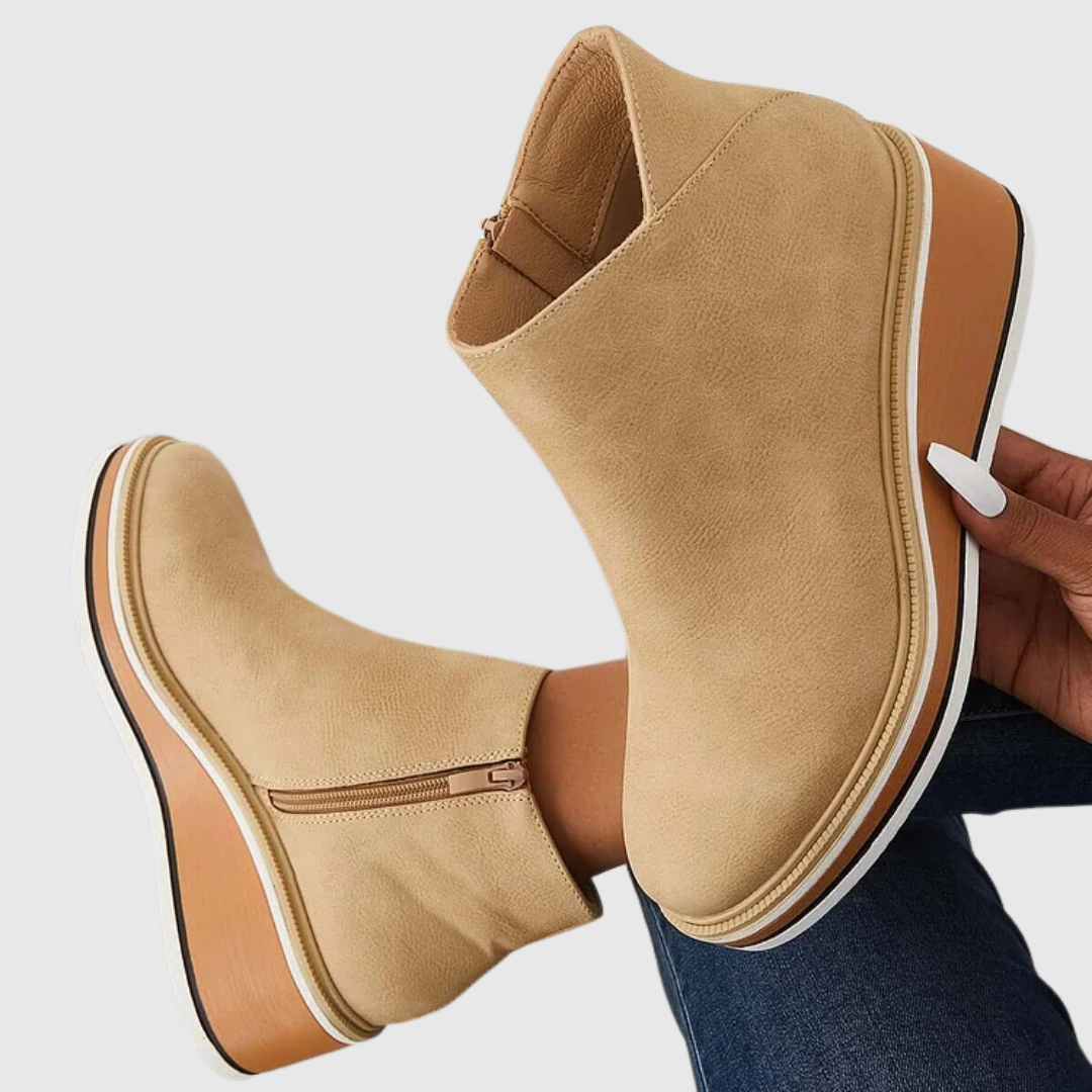 Zelie – Elegant Boots with Slim Silhouette