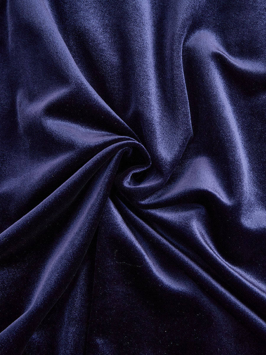 Brianna – Elegant Midi Velvet Dress