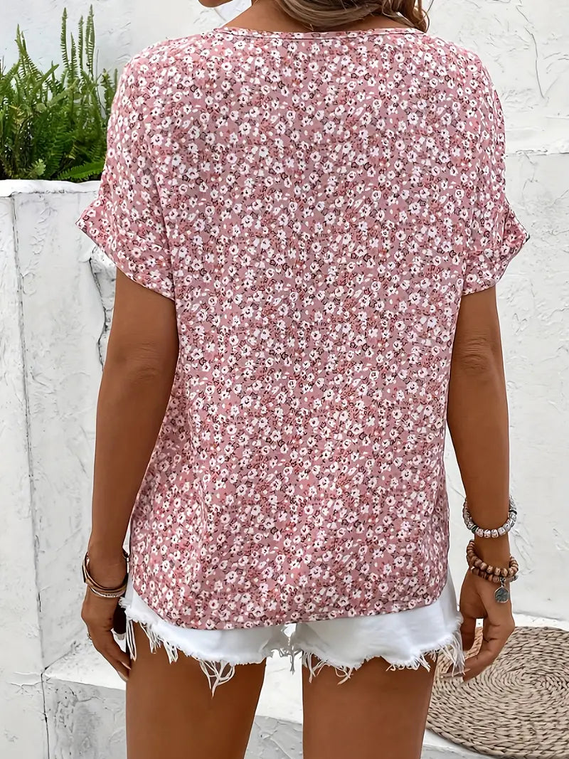 Lina – Short summer top with a feminine flair