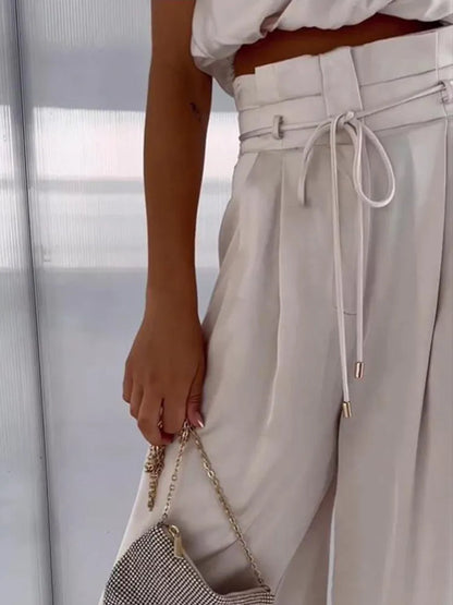 Donna - Fashionable Set with Blouse and Wide Pants