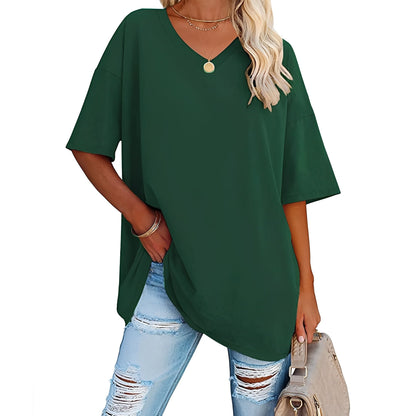 Caroline - Casual, loose-fitting V-neck shirt for women