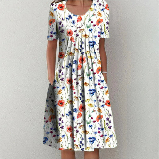 Erin - Stylish dress with floral design