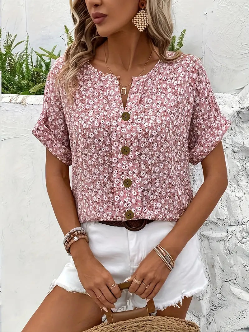Lina – Short summer top with a feminine flair