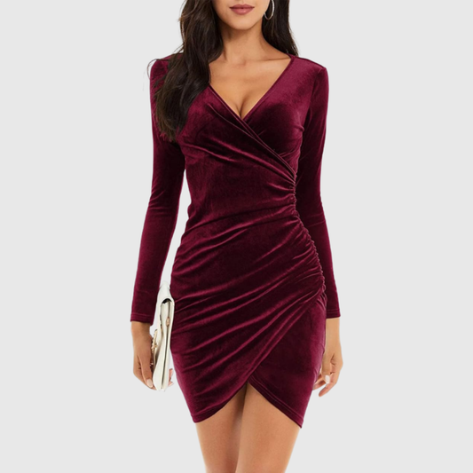 Quinn – Elegant Velvet Dress