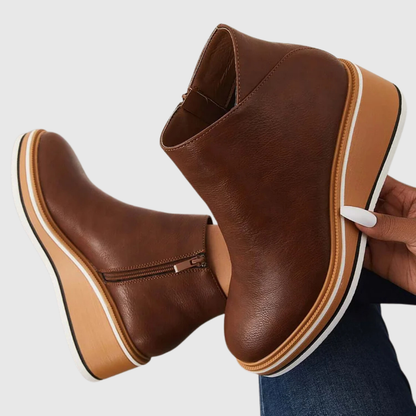 Zelie – Elegant Boots with Slim Silhouette