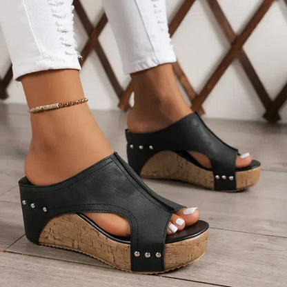 Luna - Orthopedic platform sandals with contemporary design
