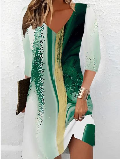 Alicia - Trendy Dress with V-Neck and Print for Women