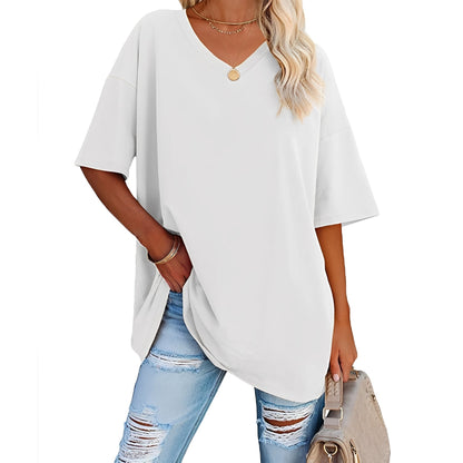 Caroline - Casual, loose-fitting V-neck shirt for women