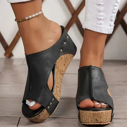 Luna - Orthopedic platform sandals with contemporary design