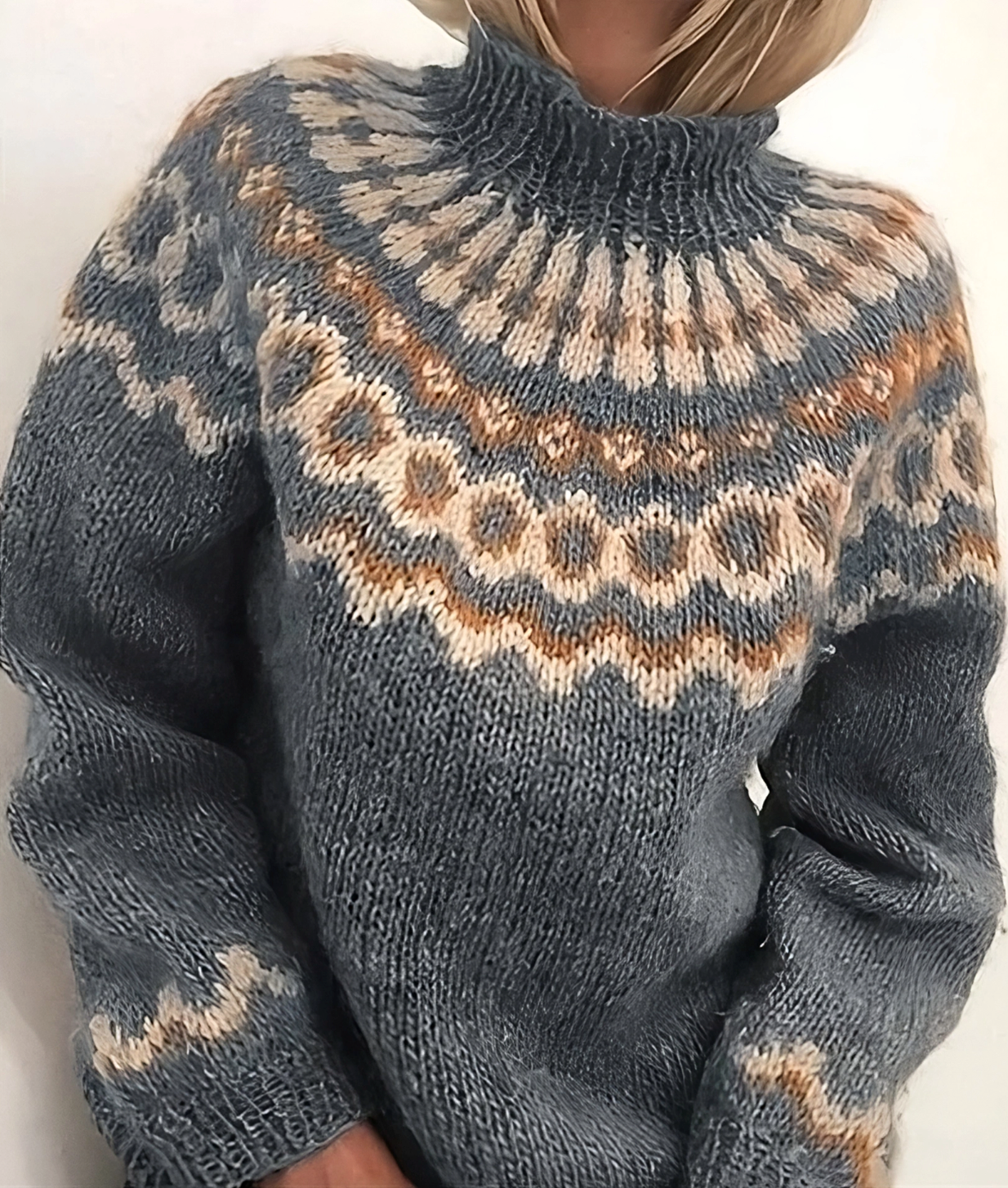 Oona - Cozy Sweater Made of Icelandic Wool with Turtleneck