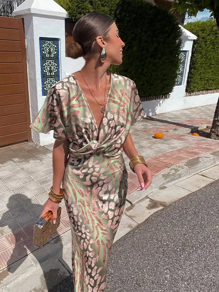 Cosima - Women's V-neck dress