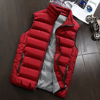 Men's lined and waterproof vest - Functional and stylish at once