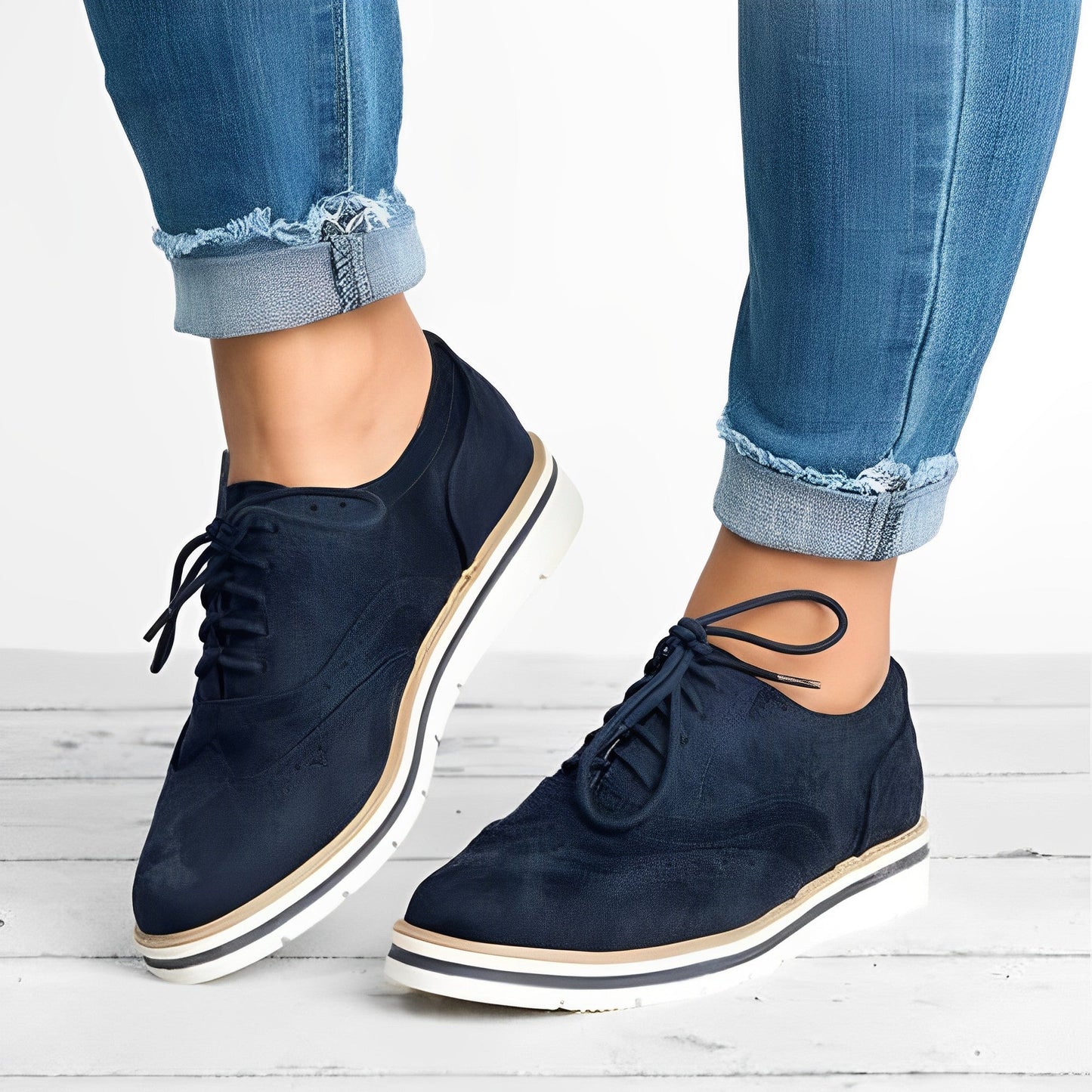 Sloane - Oxford Lace-Up Shoes with Cut-Out Details