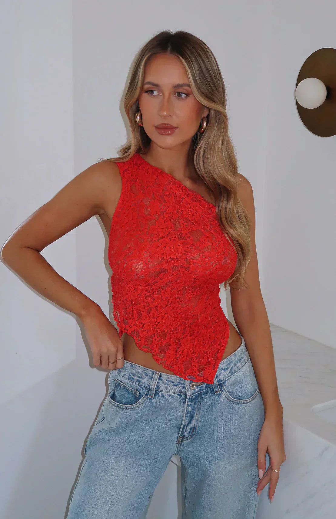 Luise - Lace Top with Back Accents