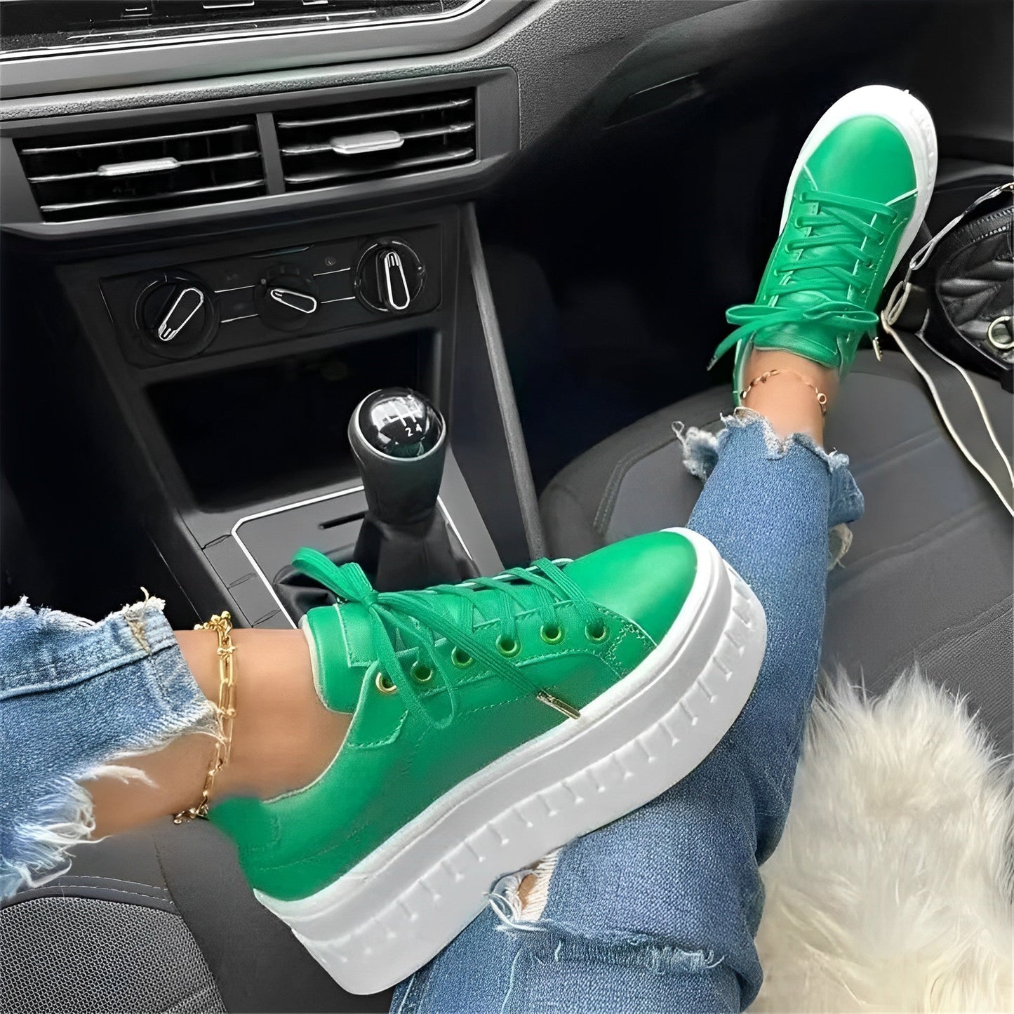 NovaGlide - Comfy thick sneakers with cushioning