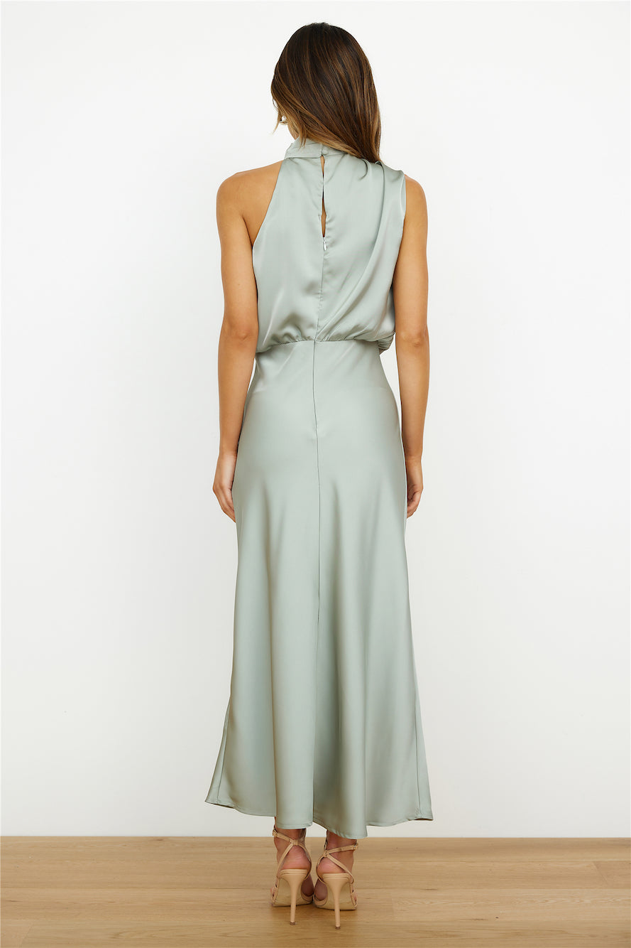 Elianna – Chic midi dress with uneven neckline