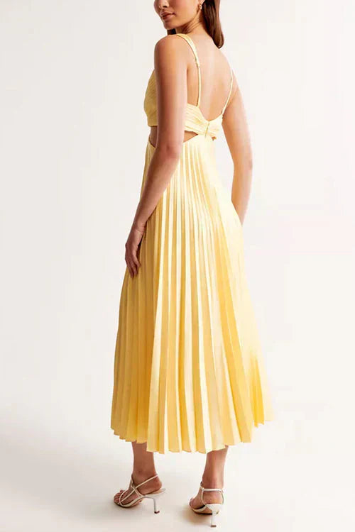 Catherina - Sophisticated evening dress with pleats