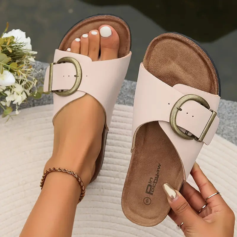 Naomi - Orthopedic sandals with a thick sole