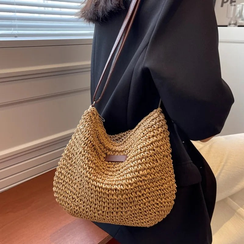 Camille – Chic Woven Bag in Neutral Tones