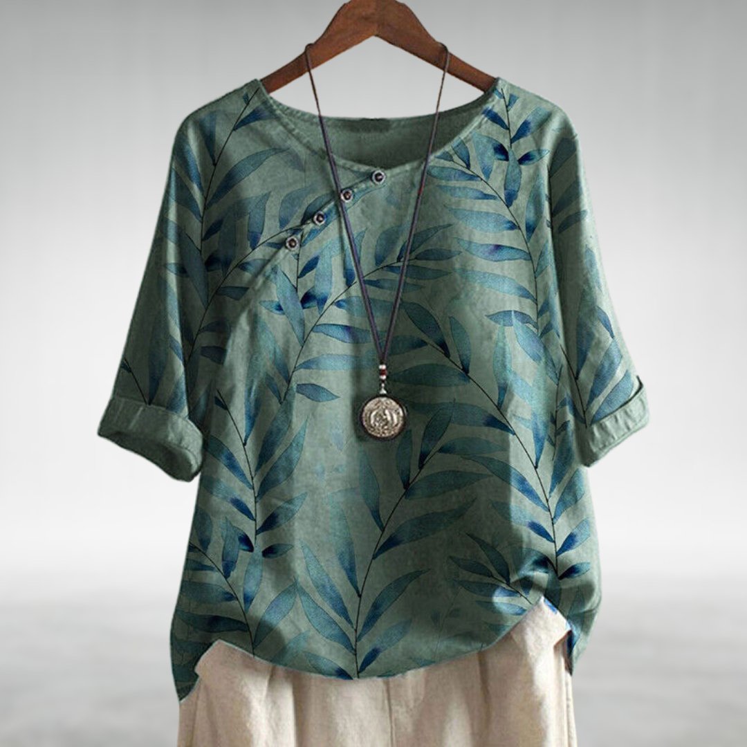 Helene - Relaxed Floral Shirt in a Casual Design