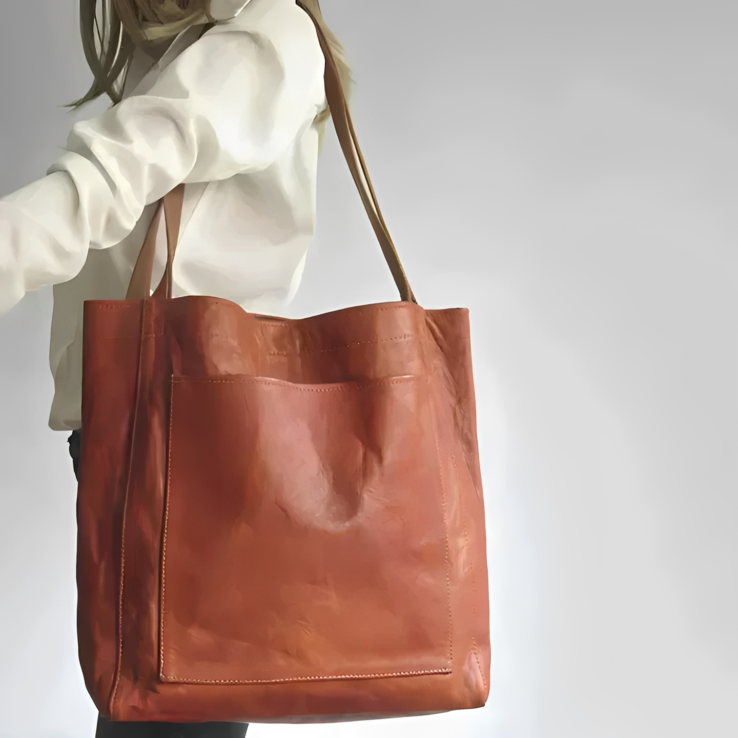Toni – Elegant Leather Bag with Suede Lining
