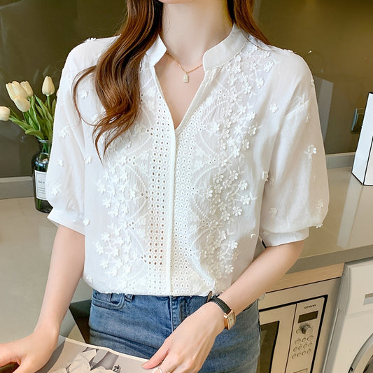 Camille – Chic and Comfortable White Shirt