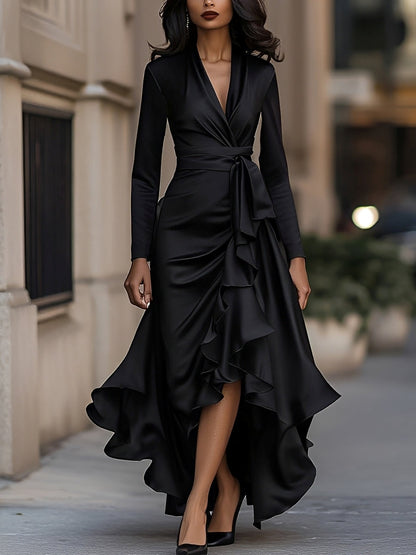 Lucie – Elegant Dress with V-Neck