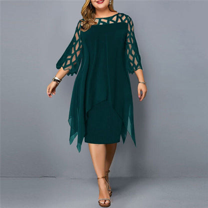 Annika – Dress with open sleeves and a flattering fit