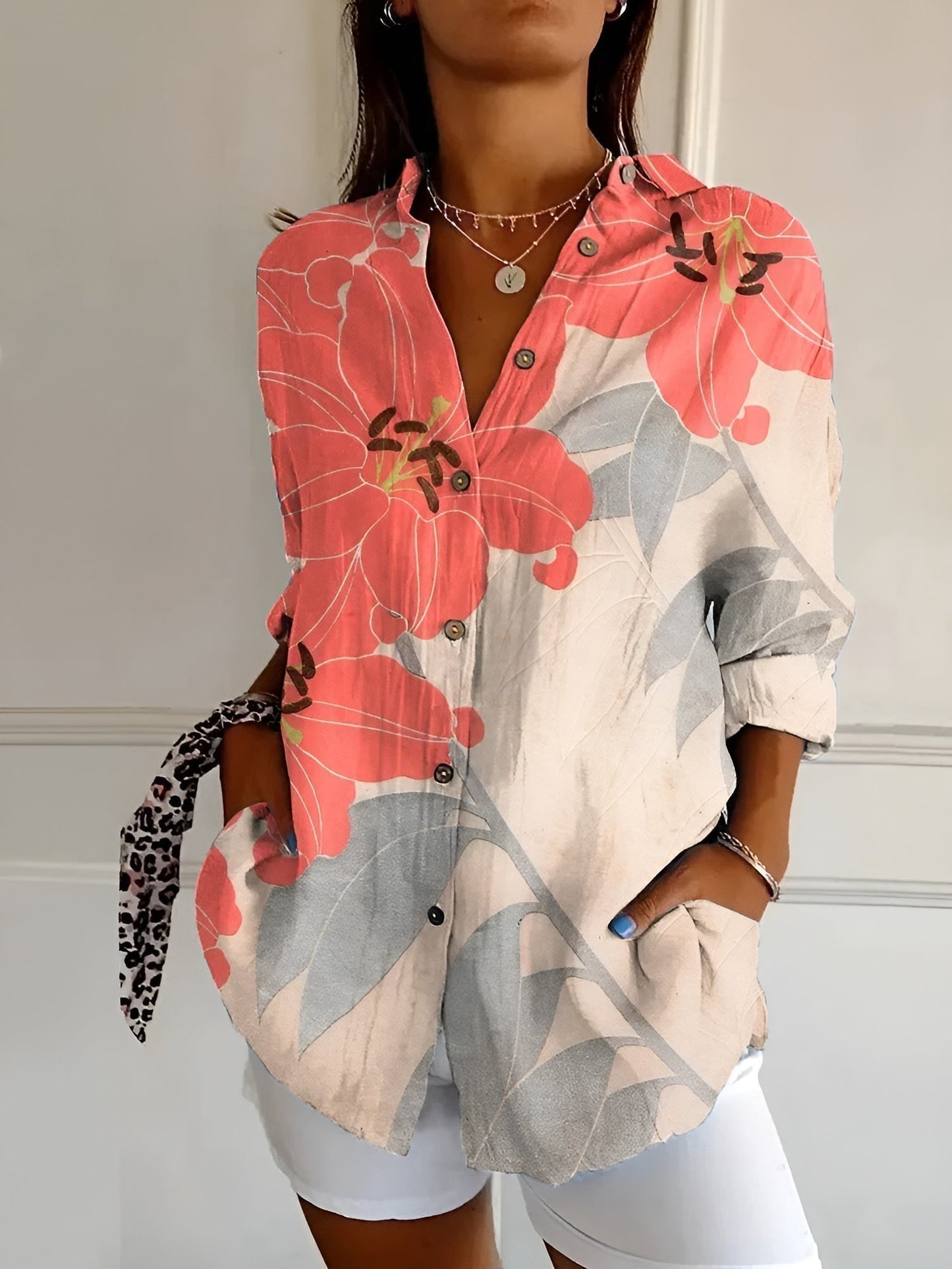 Amara - Lightweight floral-patterned shirt